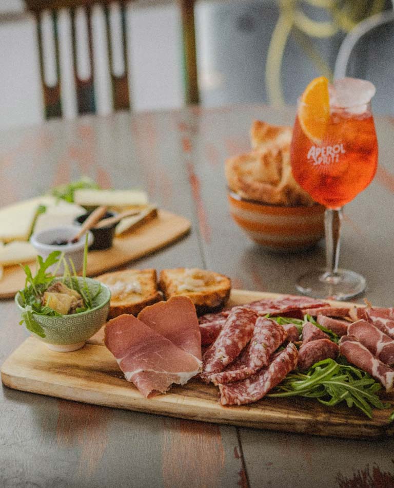 gallery-cosa-facciamo-aperitvi-bistrot-contatto-1